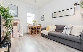 Welcomestay Clapham Junction 2 Bedroom Apartment